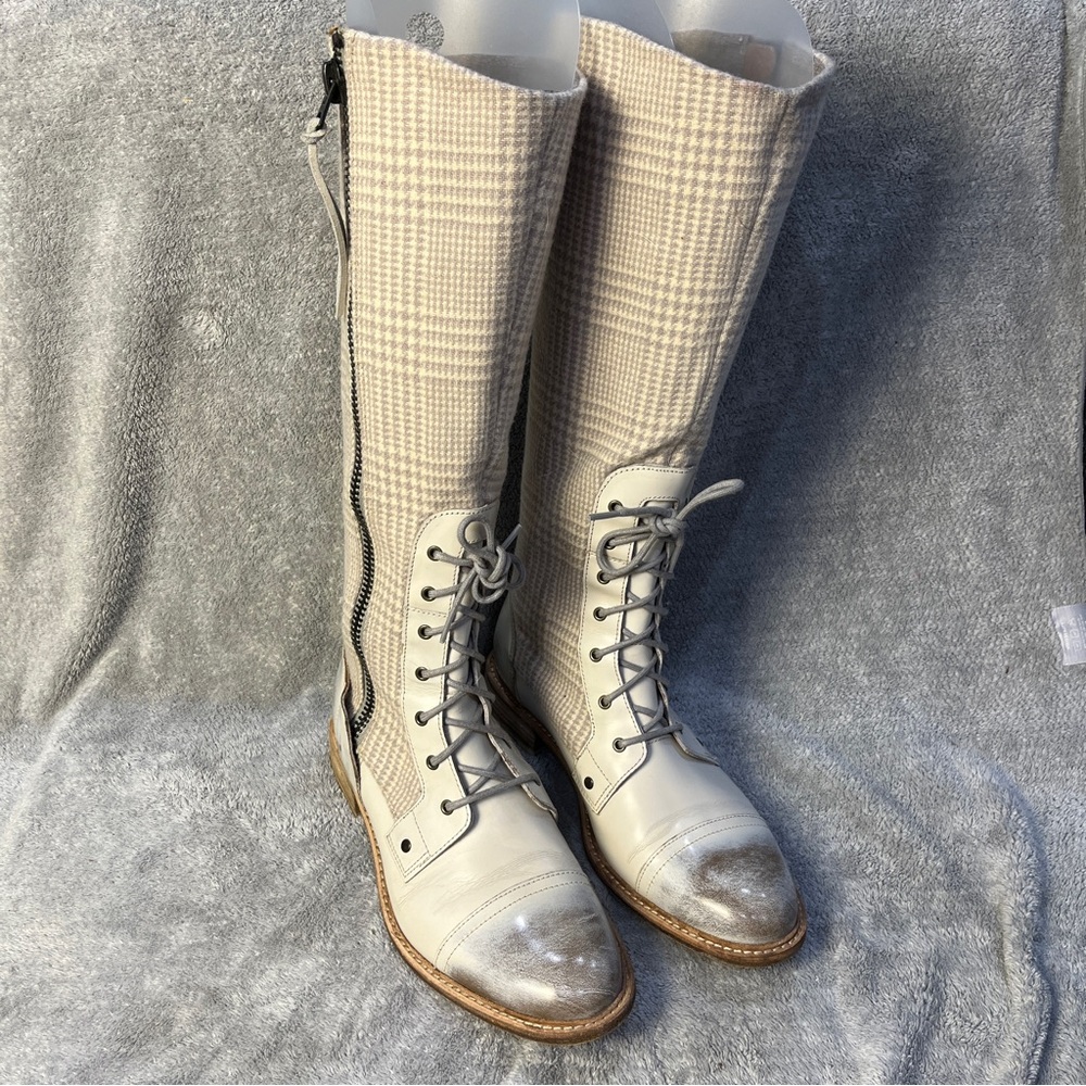Woolrich Roadhouse Tall Boots Cream Gray Conductor Combat Boots Size 9.5 RARE